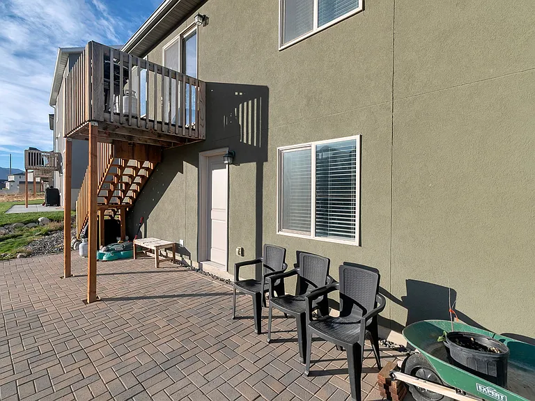 1655 S Longview Rd #1 — Photo 14
