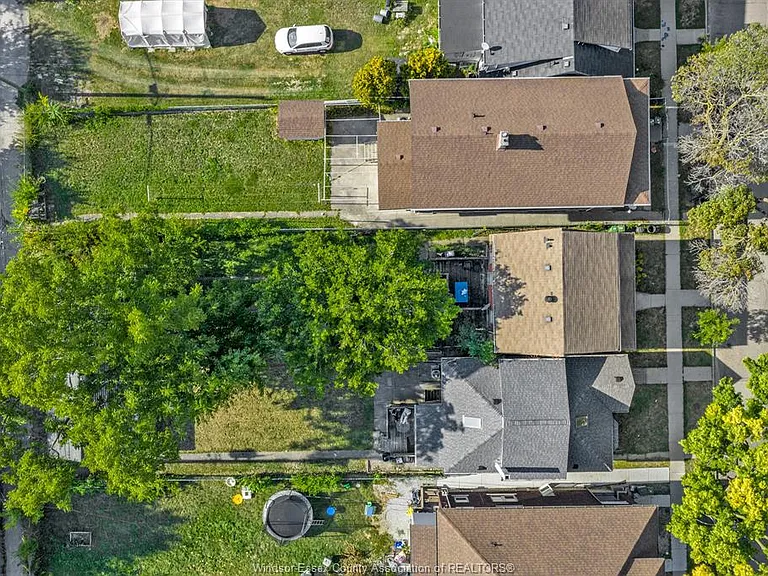 527 McEwan Ave #UPPER — Photo 17
