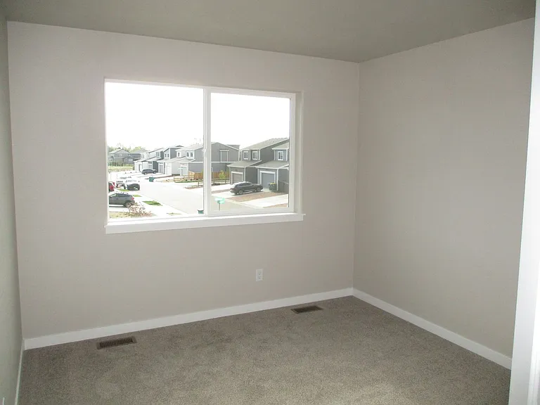 513 Hillsview Dr — Photo 20