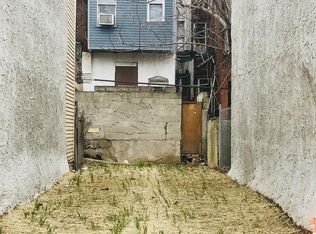 1525 W Oakdale St, Philadelphia, PA
