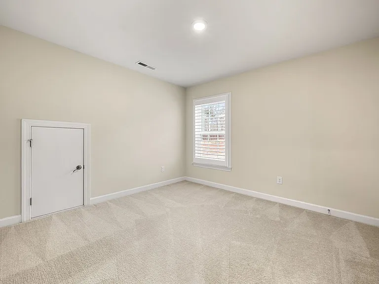 17019 River Race Dr — Photo 31