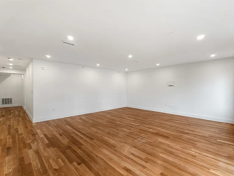 6 Gen Devine Way #2 — Photo 9