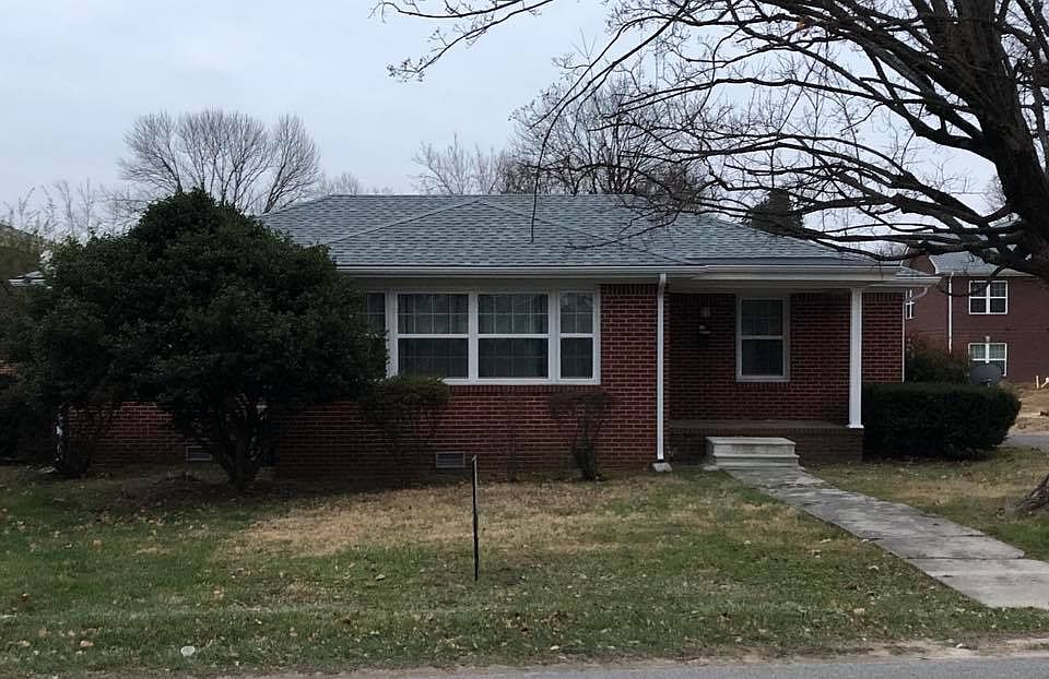 1403 Poplar St, Murray, KY 42071 Zillow