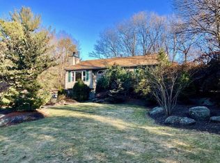 23 Old Mishnock Hwy, Coventry, RI 02816