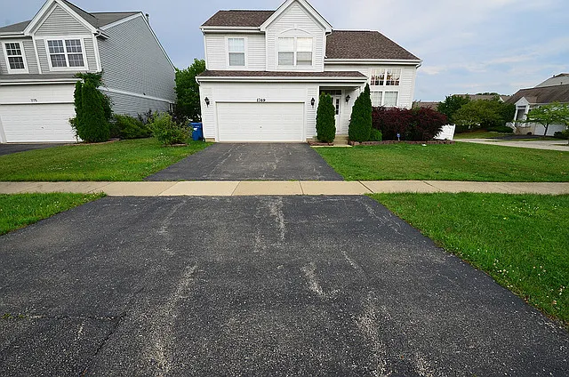 1769 Arlington Ln photo 1
