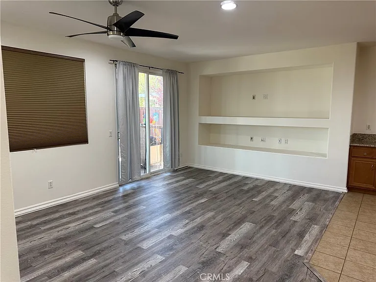 29204 Gateway Dr — Photo 9