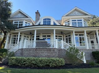 22 Hampton Ln, Bluffton, SC 29910