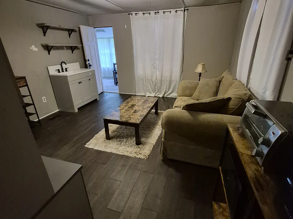 11550 NE 83rd Pl