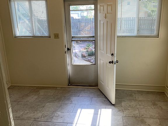 4th image of 146 W Ellsworth Ave #2