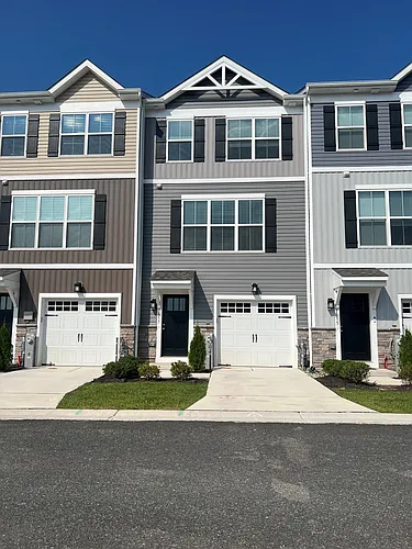 1057 Flint Ct #1 Photo 1