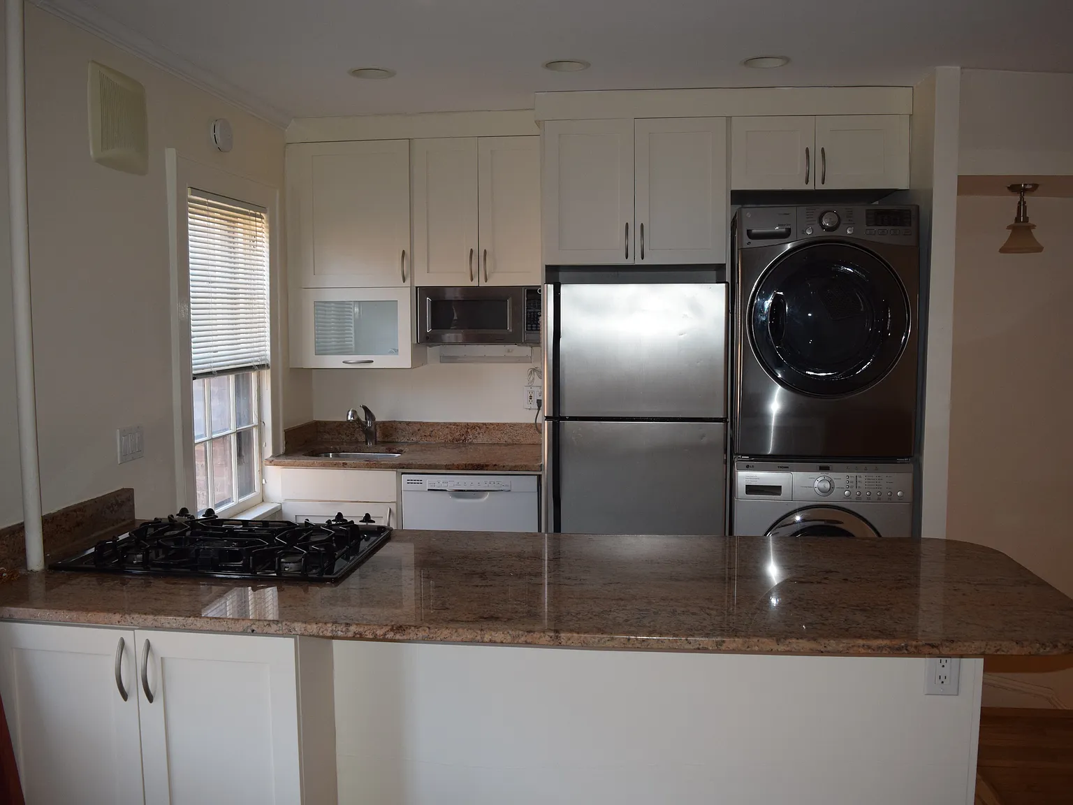 388 Burns Street — Photo 4