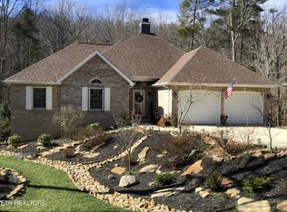 151 Rotherham Dr, Fairfield Glade, TN 38558