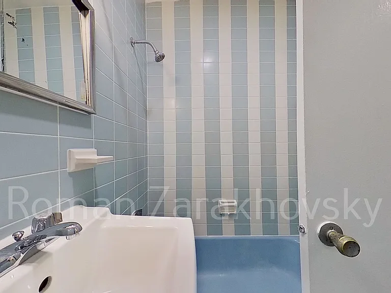 7 Wade St #3 — Photo 15