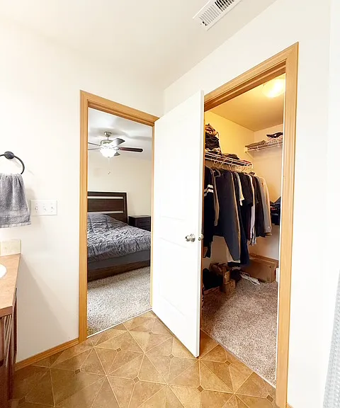 317 NE Miramar Cir #1 — Photo 31