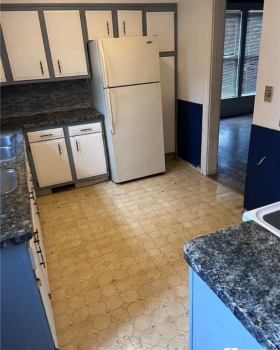 295 Hallock St, Jamestown, NY 14701 Zillow