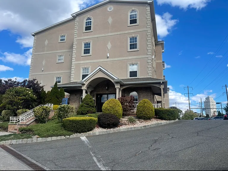 969 South St #C9 — Photo 9