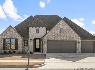 2921 E Quaker St, Broken Arrow, OK 74014