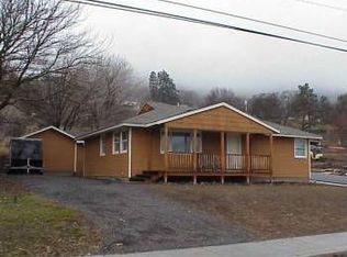 2306 W 10th St, The Dalles, OR 97058