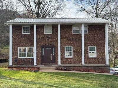236 E Thistle CT, New Martinsville, WV, 26155