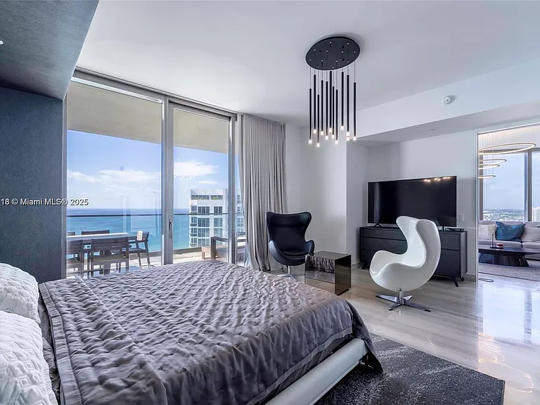 18975 Collins Ave #3004 — Photo 39