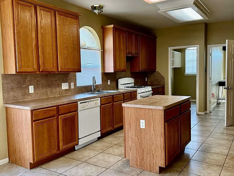 1322 Magnolia Dale Dr — Photo 8
