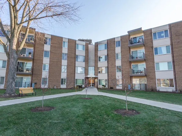 140 W Wood St Unit 223, Palatine, IL 60067