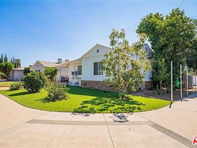 16154 Gilmore St, Van Nuys, CA, 91406
