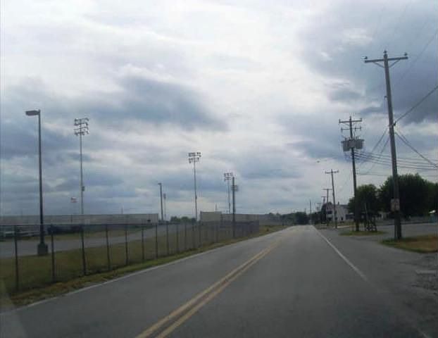 2nd image of 503 Fairground Rd