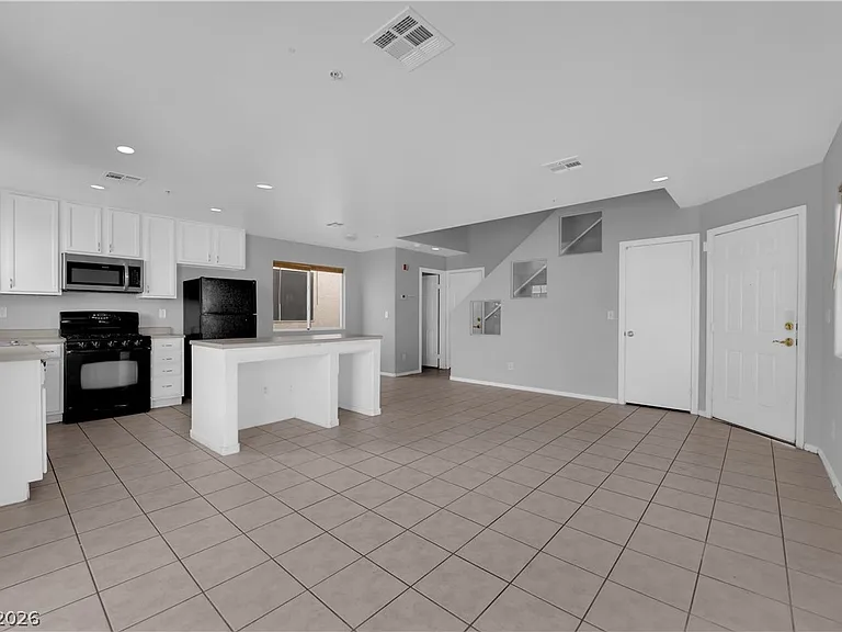 2918 Pelican Breeze Ct — Photo 11