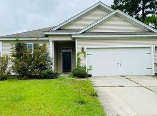 2901 Penobscott Dr, North Charleston, SC 29420