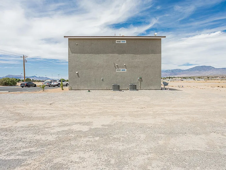 1741 S Dandelion St #2 — Photo 35