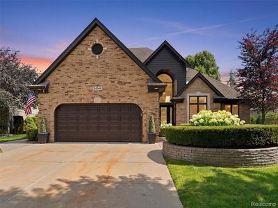 54544 Waubay Dr, Macomb, MI, 48042