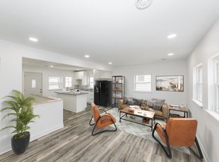 4886 N Mohawk Ave, Glendale, WI 53217