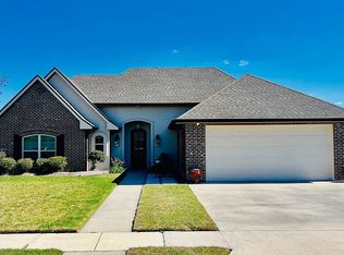 613 Shadowlawn Dr, Berwick, LA 70342