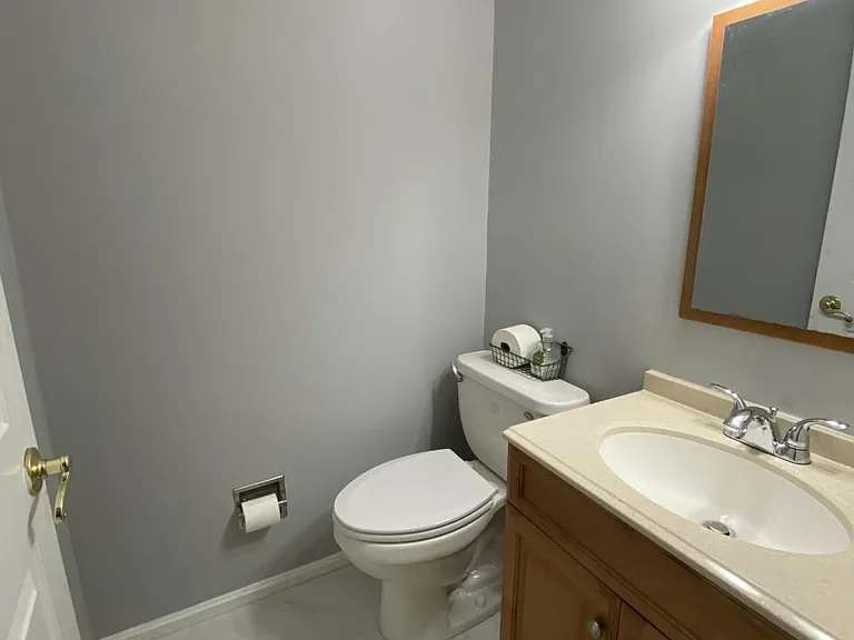 8513 Woodfall Rd — Photo 21