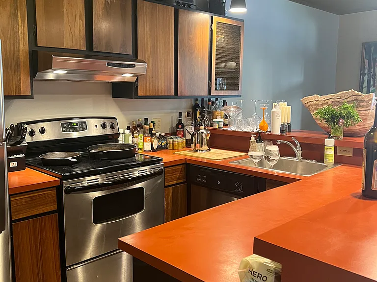 600 E Main St #207 — Photo 10