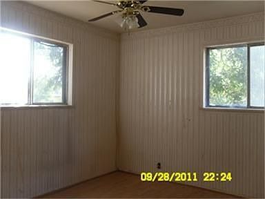 3rd image of 214 Skyway Dr