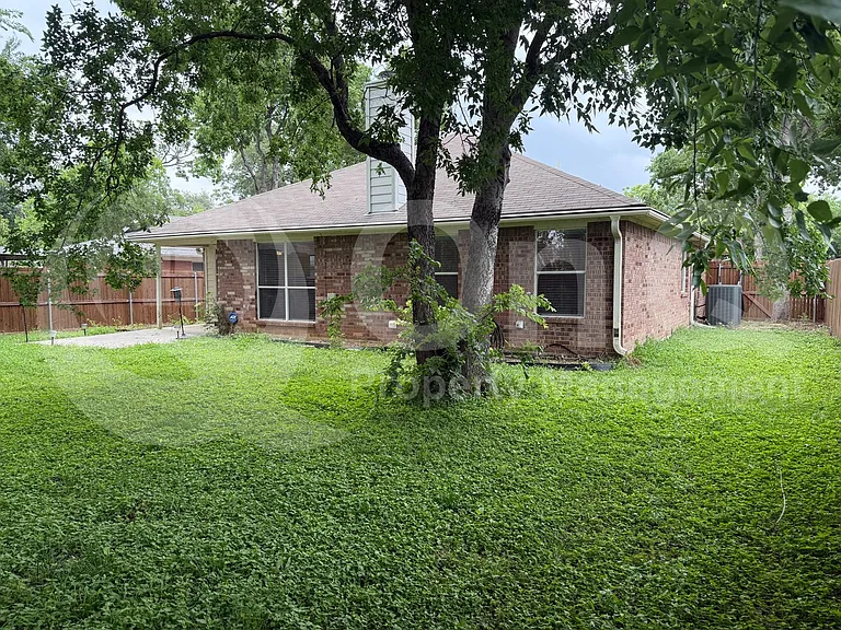 4828 Curzon Ave — Photo 12
