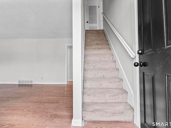 3rd image of 122 Newton Street