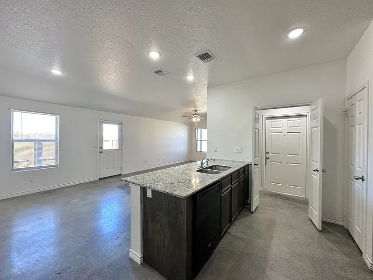 5814 Harriet Tubman Ave — Photo 8