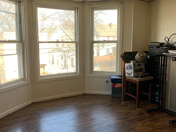 5th image of 12 Garfield Pl #2