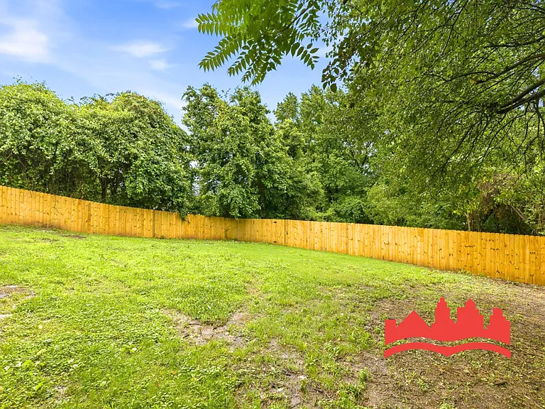 36 W Emory Rd — Photo 32
