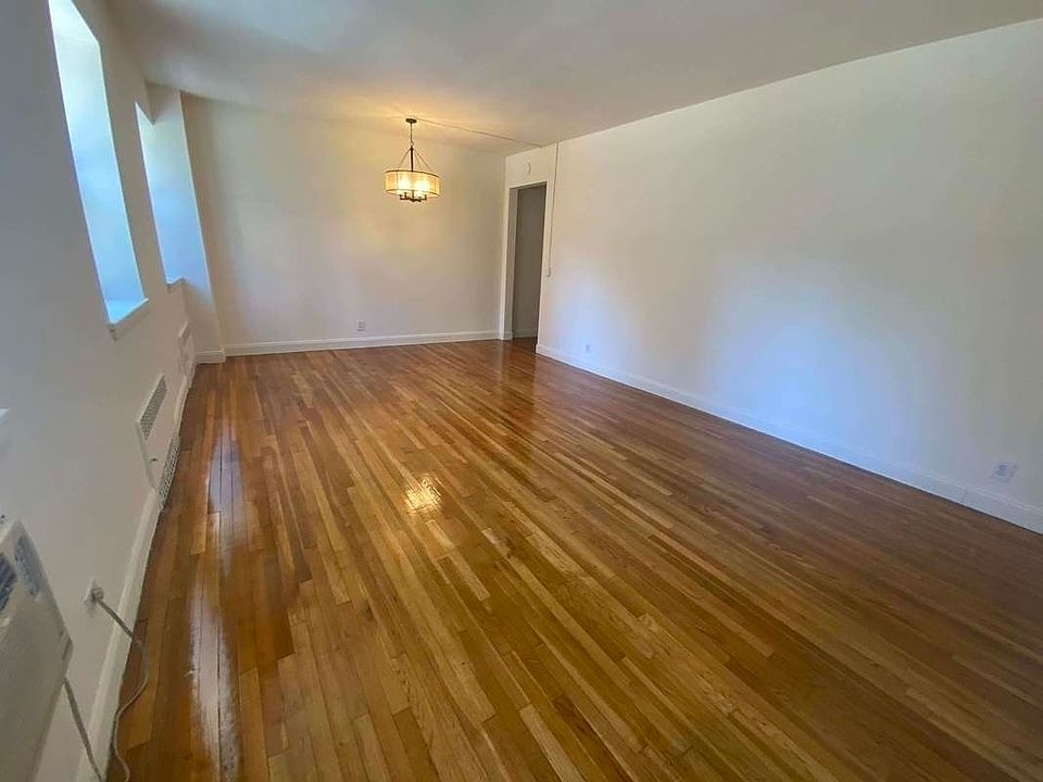 1st image of 243 W 99th St APT 5