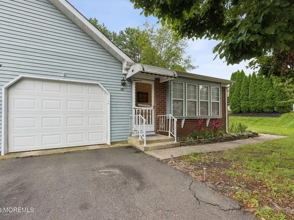 6 Alpine Road #B, Whiting, NJ 08759