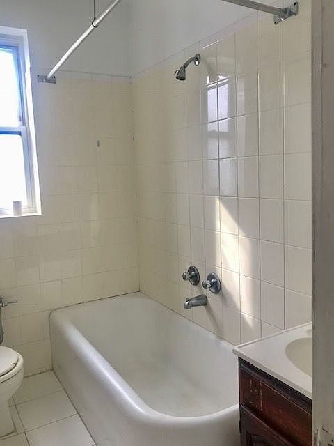 2nd image of 183 Gelston Ave APT B8