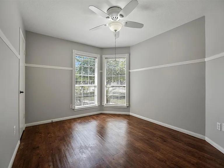 18103 Gravenhurst Ln — Photo 5