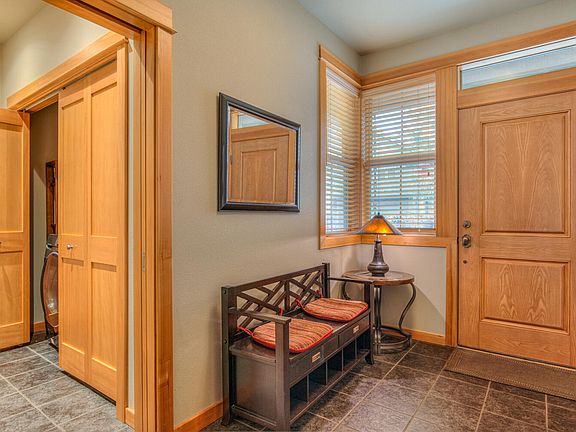 3rd image of 57135 Evergreen Loop