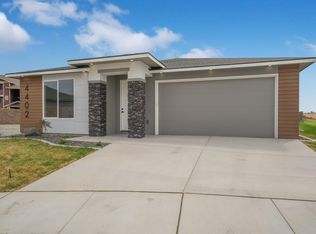 4402 Village View St, Richland, WA 99352