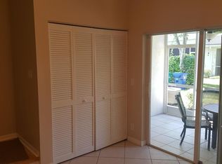 9825 NW 56th Pl, Pompano Beach, FL 33076