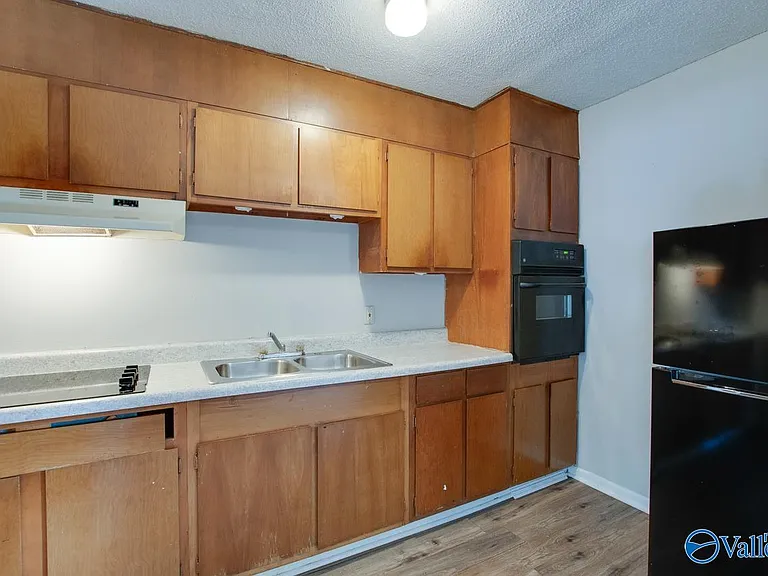 1330 Oshaughnessy Ave NE #A — Photo 17